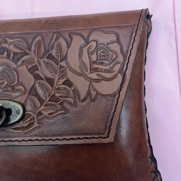 Jaac Arnold Leather Tooled Clutch Bag - Picture 9 of 14
